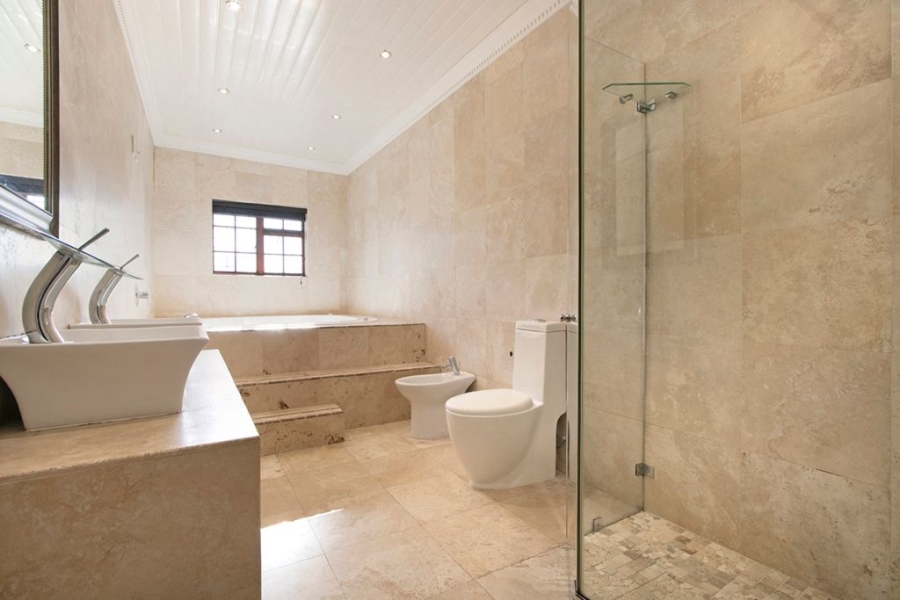 5 Bedroom Property for Sale in Rondebosch Western Cape